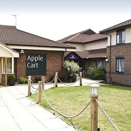 Premier Inn Oxford South-2