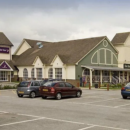 Premier Inn Hull North-2