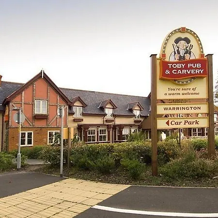 Premier Inn Warrington Central North-2