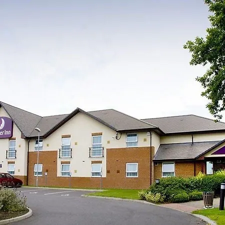 Premier Inn Norwich Airport-2
