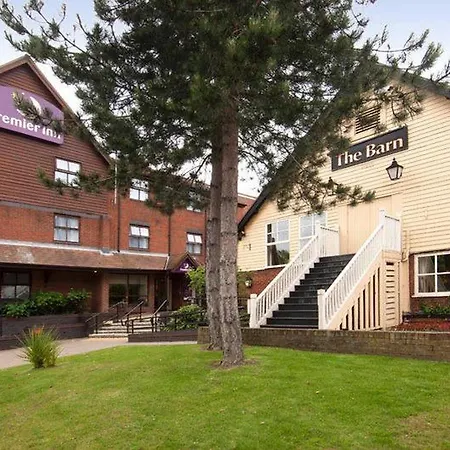 Premier Inn Milton Keynes Central-2