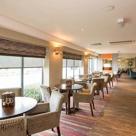 Premier Inn Poole North-3