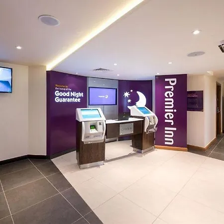 Premier Inn Bury St Edmunds Town Centre-3