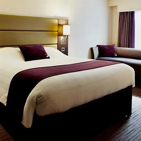 Premier Inn Hereford Holmer-3