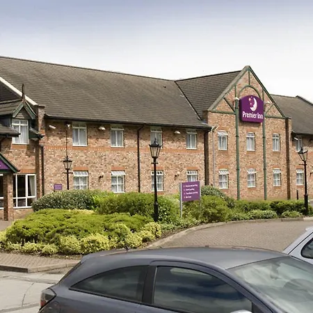 Premier Inn Manchester-2