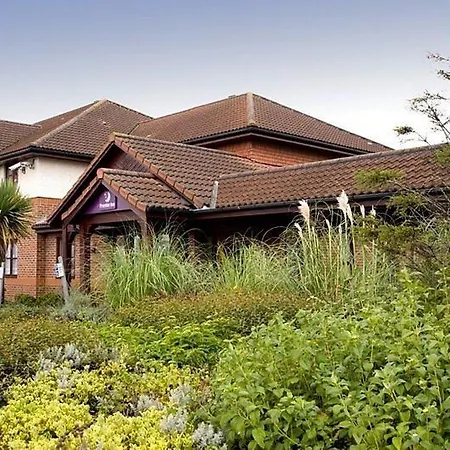 Premier Inn Newark-3
