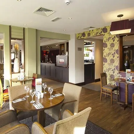 Premier Inn Loughborough-2