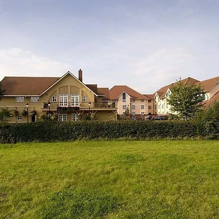 Premier Inn Worcester-2