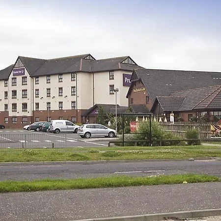 Premier Inn Glasgow Stepps-3