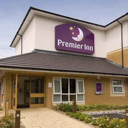 Premier Inn Llantrisant-3