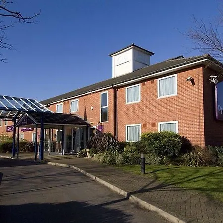 Premier Inn Pontypool-3
