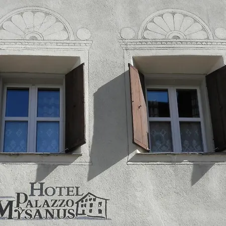 Palazzo Mysanus Samedan-3