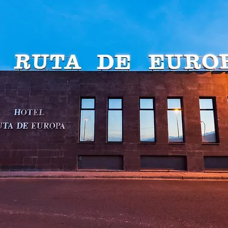 Hotel Ruta De Europa-2