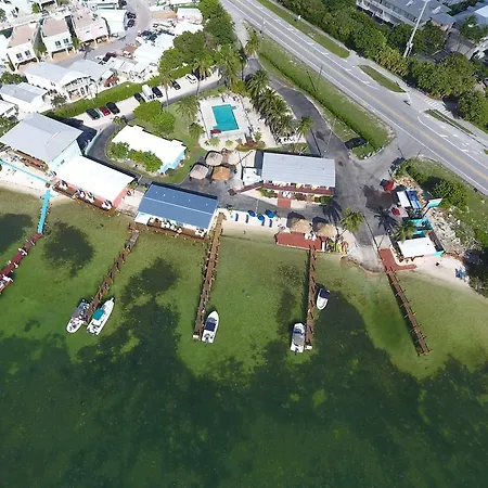 Edgewater Lodge-2