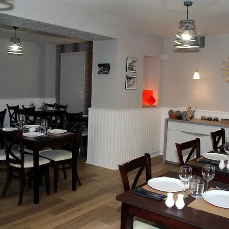 Hotel Les Castets D'Ayre-3