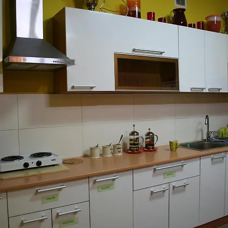 Golden Gobi Hostel & Tours-2