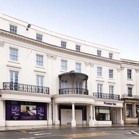 Premier Inn Leamington Spa Town Centre-2