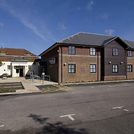 Premier Inn Littlehampton-3