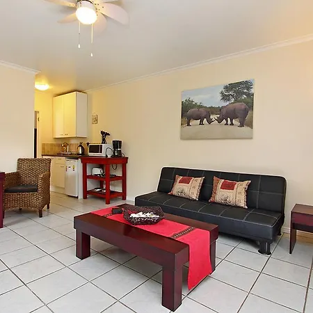 Cape Paradise Lodge And Apartments-3