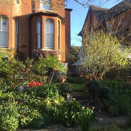 St Benedict - Victorian Bed And Breakfast-2