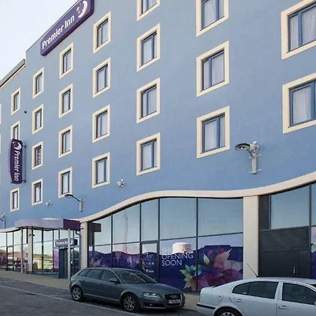 Premier Inn Dorchester-2