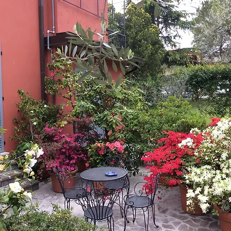 B&B La Dimora Del Garda-3