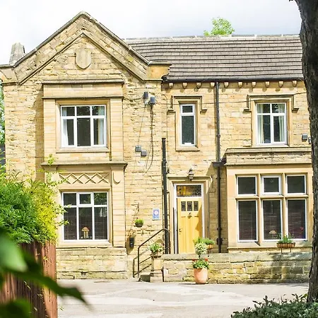 Wakefield Limes Lodge-3