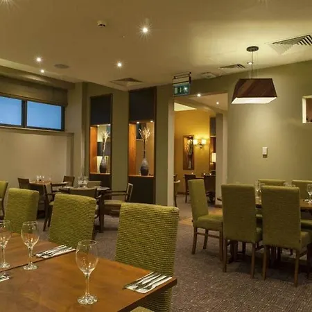 Premier Inn London Bank-2