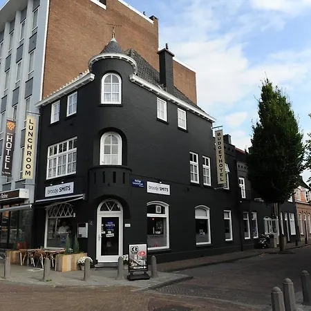Budgethotel De Zwaan-2