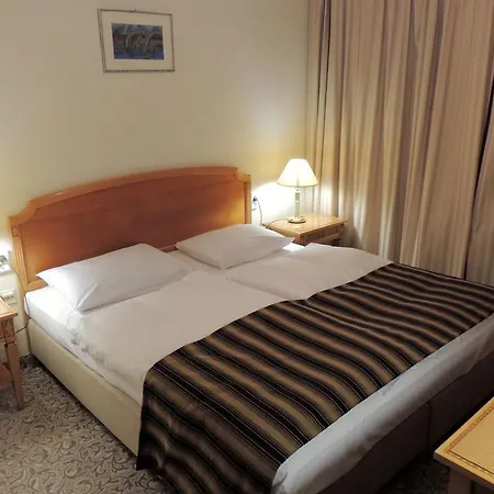 Hotel Zagreb-2