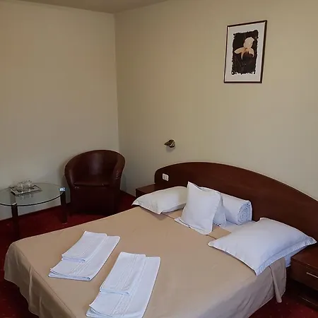 Hotel Iris-2