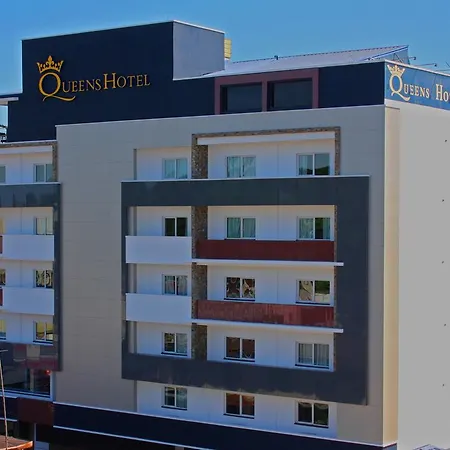 Queens Hotel Angeles City-3
