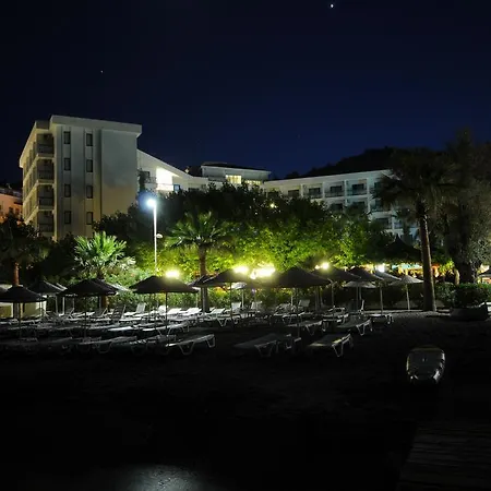 Tropical Hotel-3