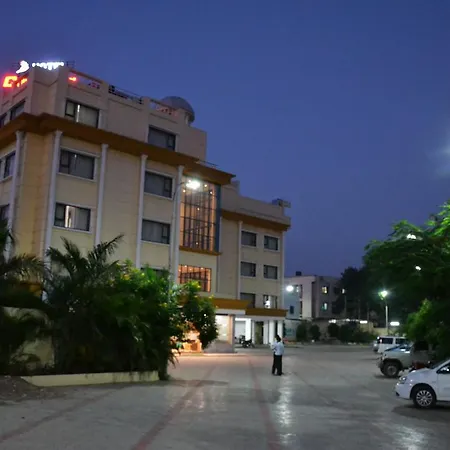 Hotel City Heart Shirdi-2