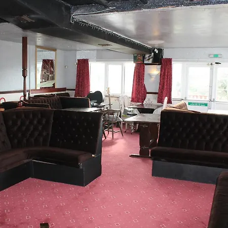 Middlegate Hotel-2