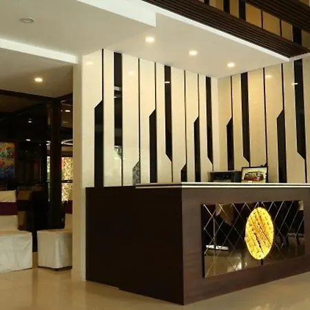 Hotel Park Grand-2