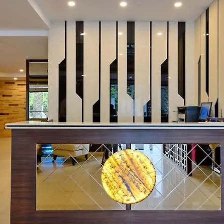 Hotel Park Grand-3