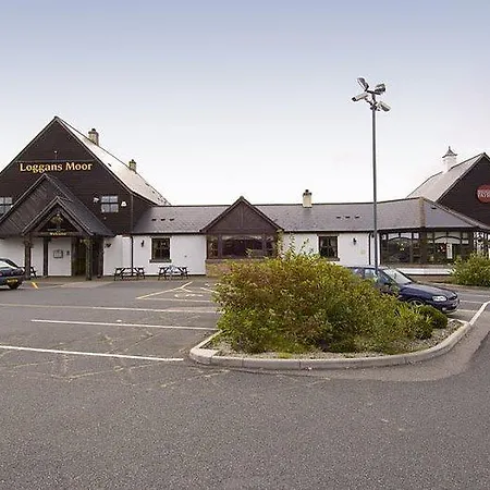 Premier Inn Hayle-3