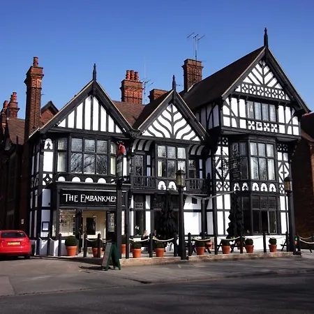 Embankment Hotel-3