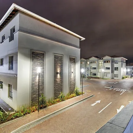 Savannah Park Luxury Apartments-3