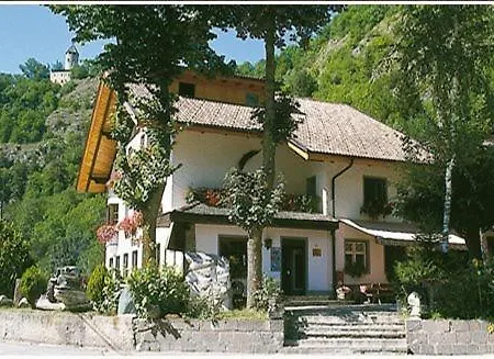 Burgfrieden-3