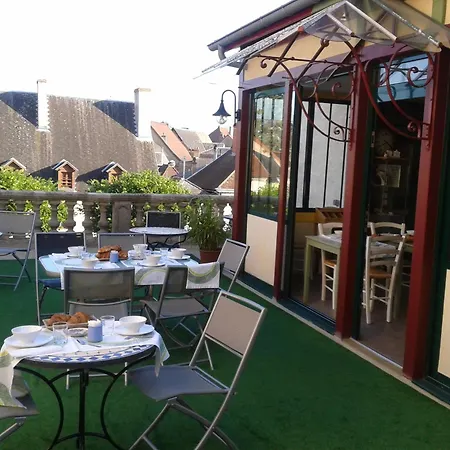 Logis Hotel La Tourelle du Beffroi-3