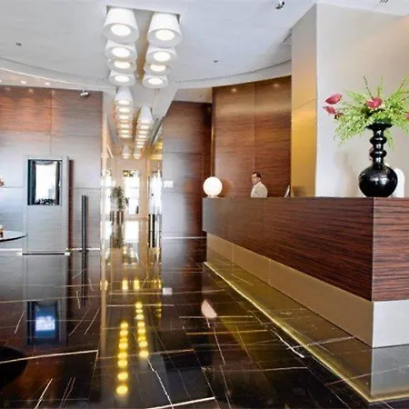 Cosmopolitan Hotel Dubai - Al Barsha-3