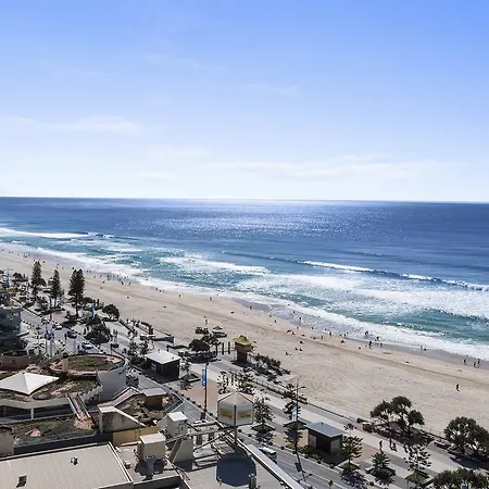 Surfers International Apartments-2