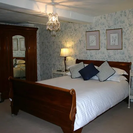 Stoke By Nayland B&B Poplars Farmhouse-2