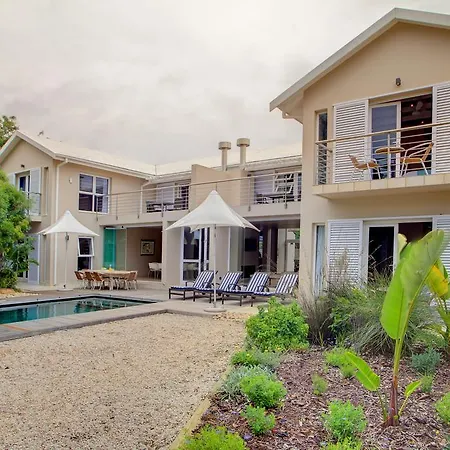 Starfish Guest Lodge-3