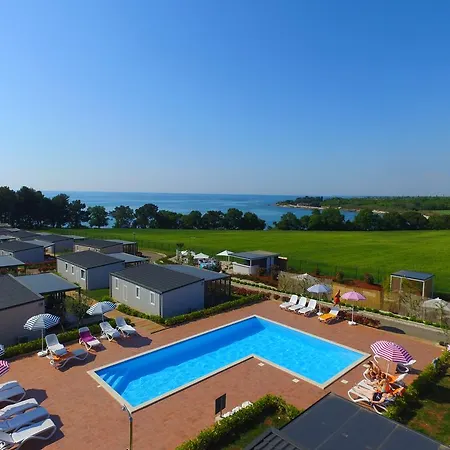 Camping Adria Mobile Homes In Camping Kastanija-3
