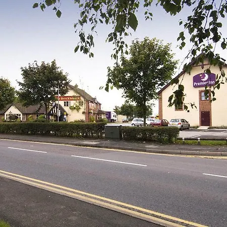 Premier Inn Crewe Central-3
