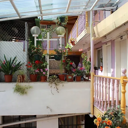Hostal Yumbo Imperial-3