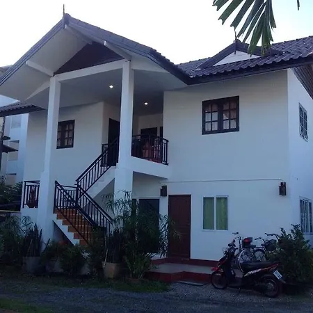 Kitti Rose Home-3